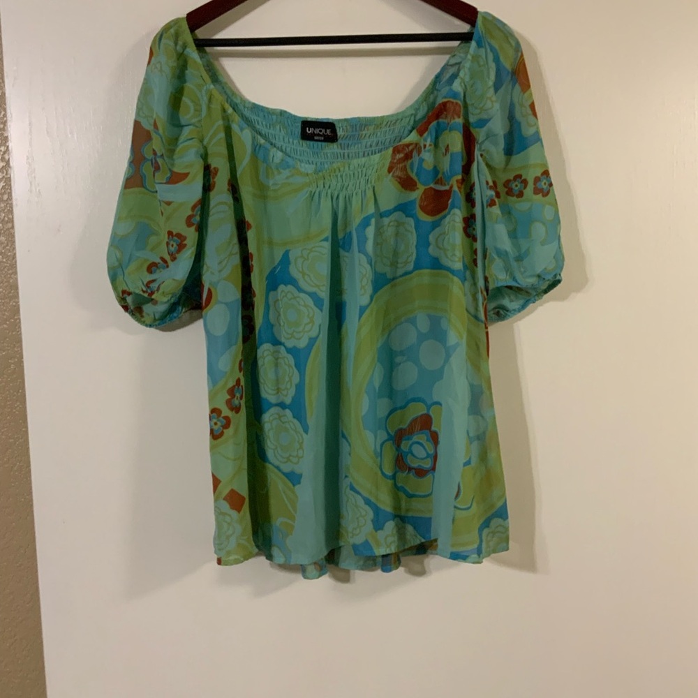 Women's Floral Green Top